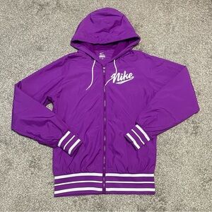 Women’s Nike Windbreaker Jacket Size M
